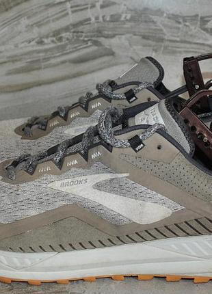 Кроссовки brooks 47 р 4