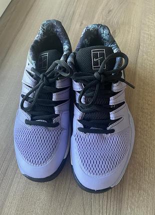Кросівки nike 37 р нові