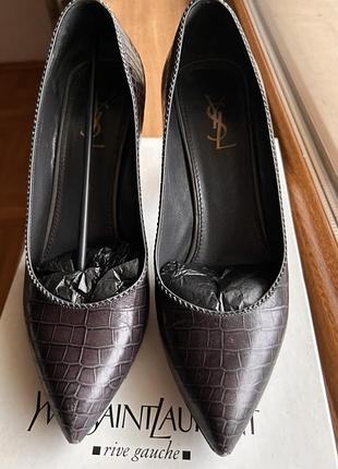 Женские кожаные туфли ysl оригинал 38,5р