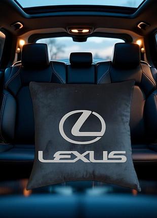 Авто подушка c вышивкой логотипа марки лексус lexus черный автомобилисту 02224