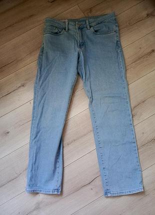 Голубые джинсы slim