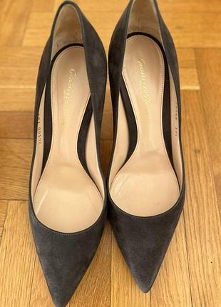 Элегантные туфли-лодочки gianvito rossi оригинал 39,5р