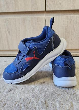 Кроссовки фирмы puma