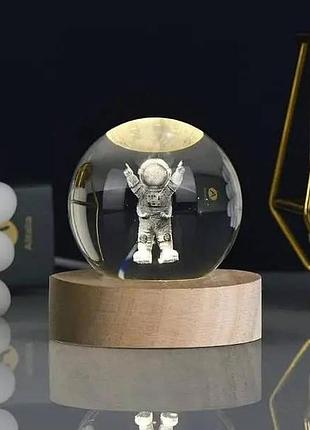 Шар акриловый космонавт 8см с подсветкой на подставке top shop ua_