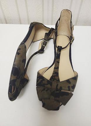 Босоножки zara