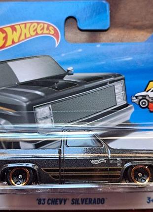 Hot wheels 2025 hot trucks '83 chevy silverado 9/10 157/250 jmt29 чеві пікап машинки базові колекційні хот вілс