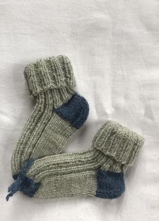 В'язання пов'язані шкарпетки для малюків