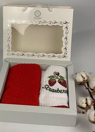 Набір махрових рушників nilteks 2шт fruit strawberry