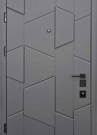 Входная дверь straj lux matrix prestige квартира 950