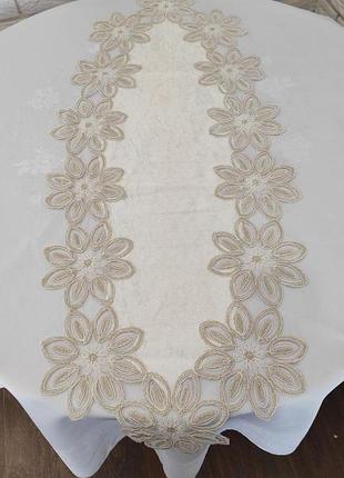 Дорожка велюровая acme с кружевом 45*100 daisy cream