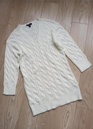 Длинный белый ажурный свитер