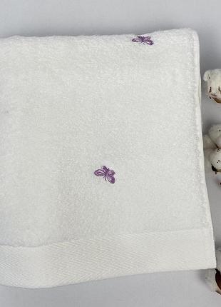 Полотенце maison d'or butterflies 50x100 white/dark lilac