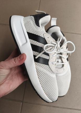 Оригінальні кросівки adidas