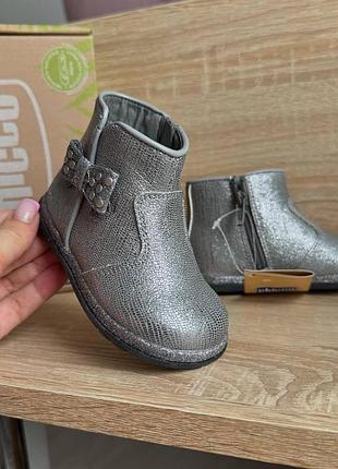 Ботинки хайтопы для девочки от chicco 4