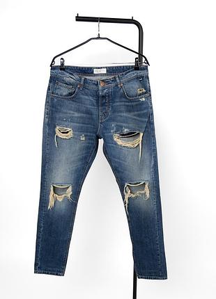 Стильні, чоловічі джинси zara man у класичному, синьому кольорі з ефектним distressed дизайном