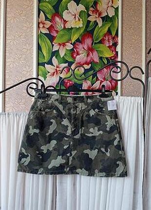 Стильна котонова юбка мілітарі принт stradivarius denim skirt.