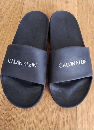 Шльопанці calvin klein