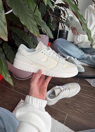 Женские кроссовки nike