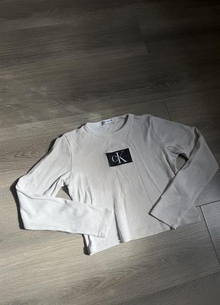 Топ calvin klein