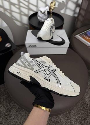 Женские кроссовки asics gel-venture 6 beige metallic