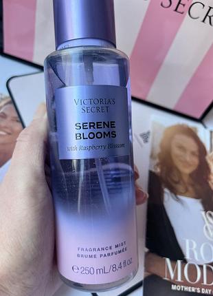Спрей serene blooms victoria's secret