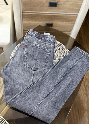 Джинси  levi’s