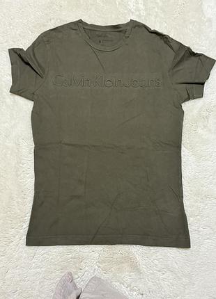 Футболка зелена calvin klein