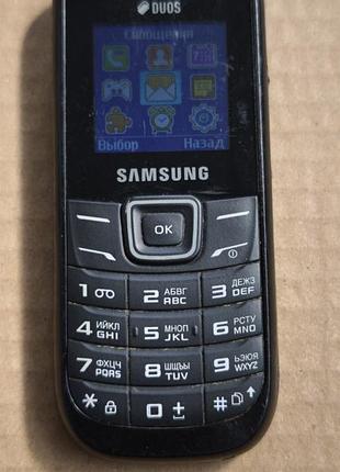 Samsung gt -e1202 3