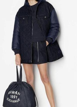 Женская куртка armani exchange, размер м