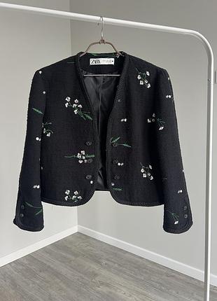 Жакет жакард структурований з вишивкою zara розмір м