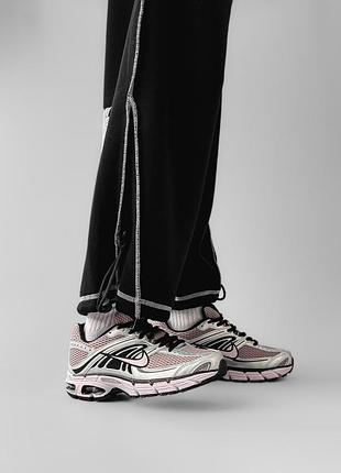 Nike air max moto 2k