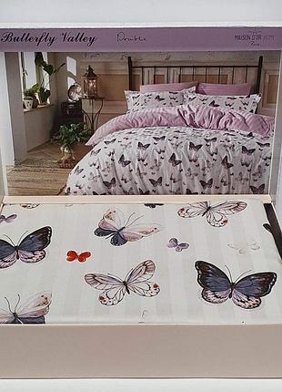 Постільна білизна maison d'or сатин 200х220 butterfly valley dark burgundy