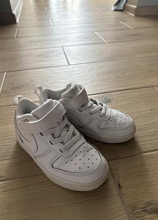 Кросівки дитячіnike.