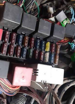Блок предохранителей китайский автомобиль сма sma оригинал бу разборка