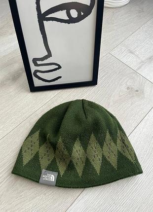 Вʼязана шапка the north face.