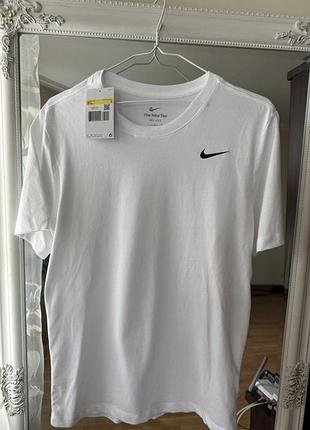 Нова чоловіча футболка котонова з біркою оригінал nike