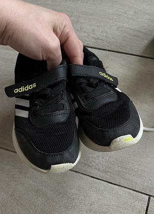 Кросівки adidas