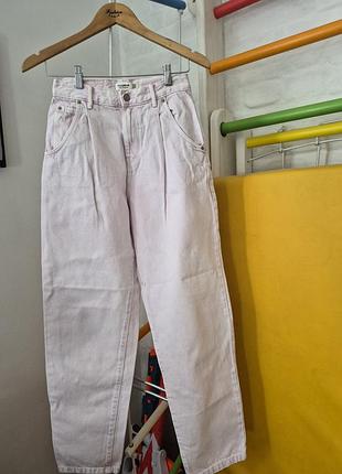 Джинсы стильные от бренда pull bear