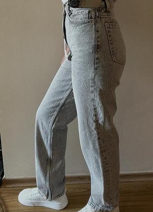 Джинси бренду bershka
