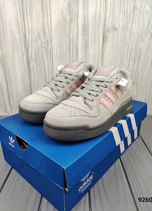 Adidas forum grey pink