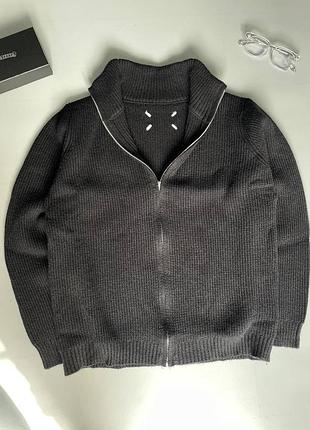 Кардиган від бренду maison margiela