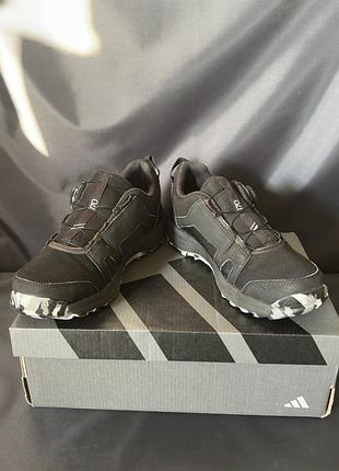 Чоловічі кросівки  40р демісизон adidas terrex