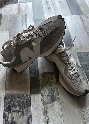 Кросівки жіночі new balance