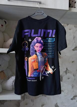 Футболка черная с принтом rumi s zara