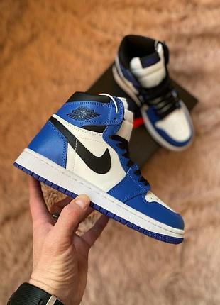 Женские кроссовки nike air jordan 1 retro white blue black джордан синего с черным и белым цветов