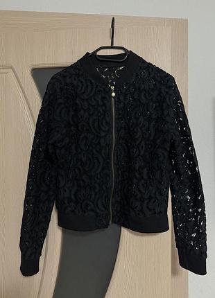 Чорний мереживний бомбер/зіпка/кардиган xs-s