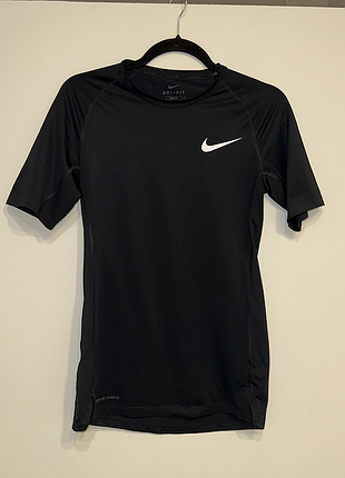 Футболка nike pro размер s