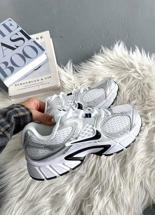Женские кроссовки nike v5 rnr white silver black найк белого с серебристым и черным цветов