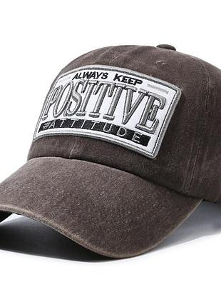 Бейсболка narason у коричневому кольорі з вишивкою positive