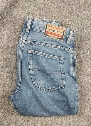 Трендовые женские джинсы diesel 1999 09c16 relaxed denim широкого кроя свет голубого оригинала
